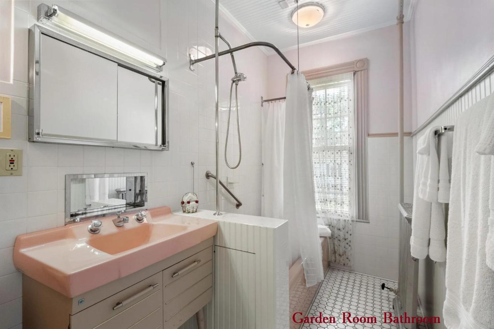 Wainwright Inn Great Barrington Εξωτερικό φωτογραφία